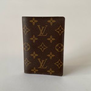 Louis Vuitton Passport Cover Monogram Canvas